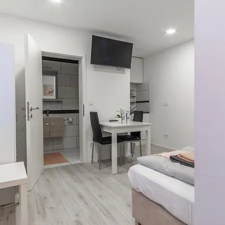 Park - Ljubljana, Krvavec Apartment *