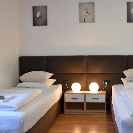 Park - Ljubljana, Krvavec Apartament *